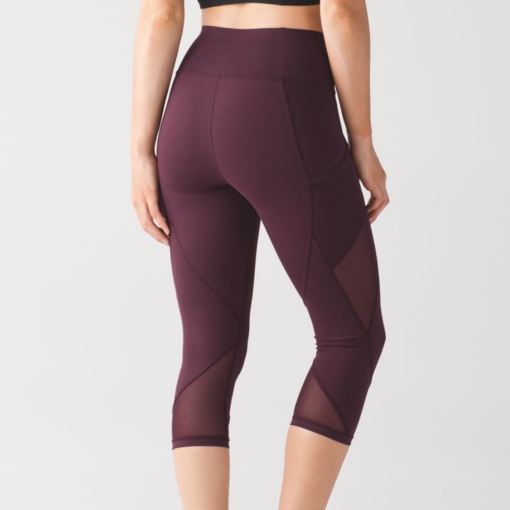 EUC Lululemon Fast as Light Crop